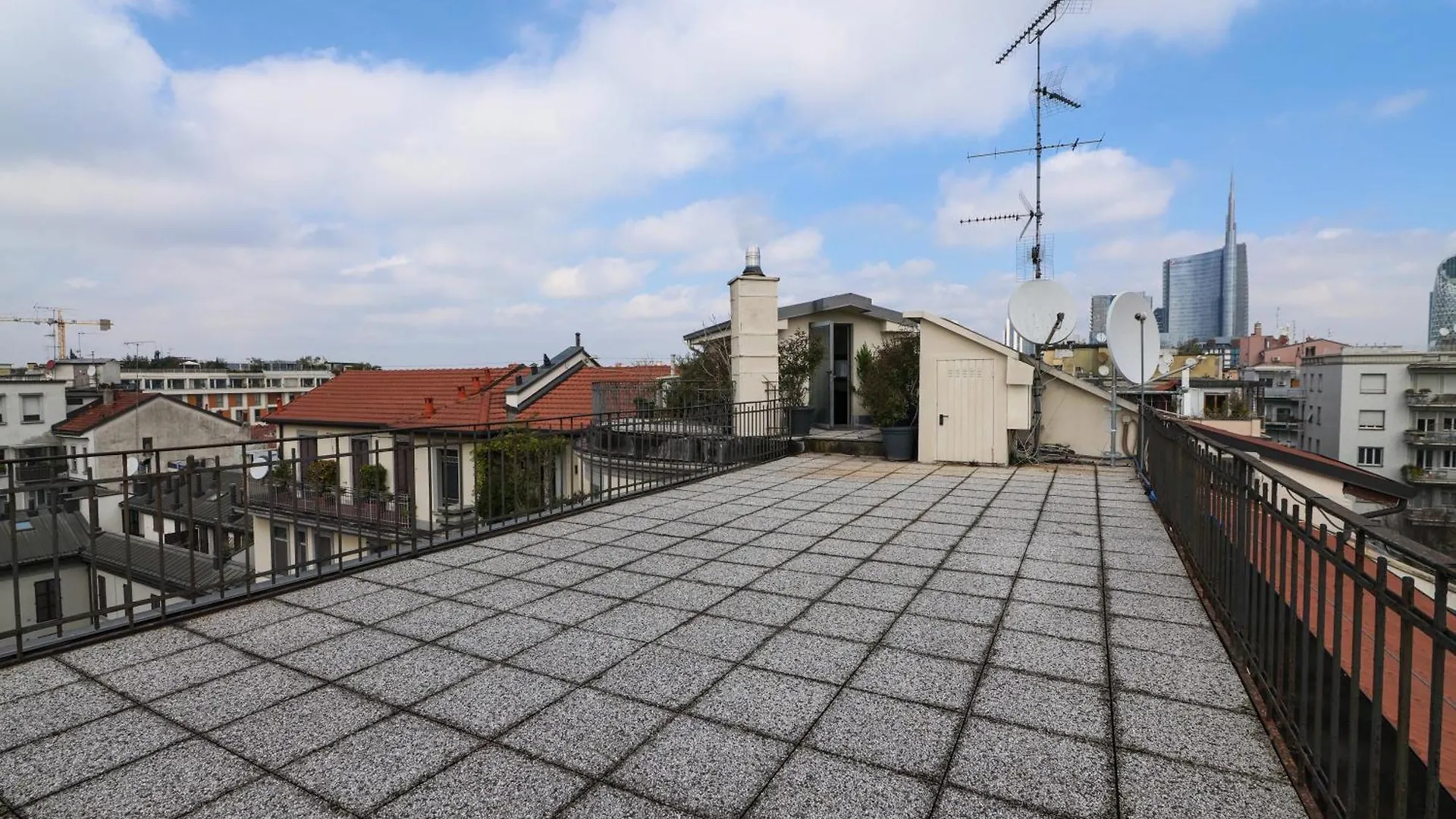 Luxury Penthouse With Rooftop Terrace Milán