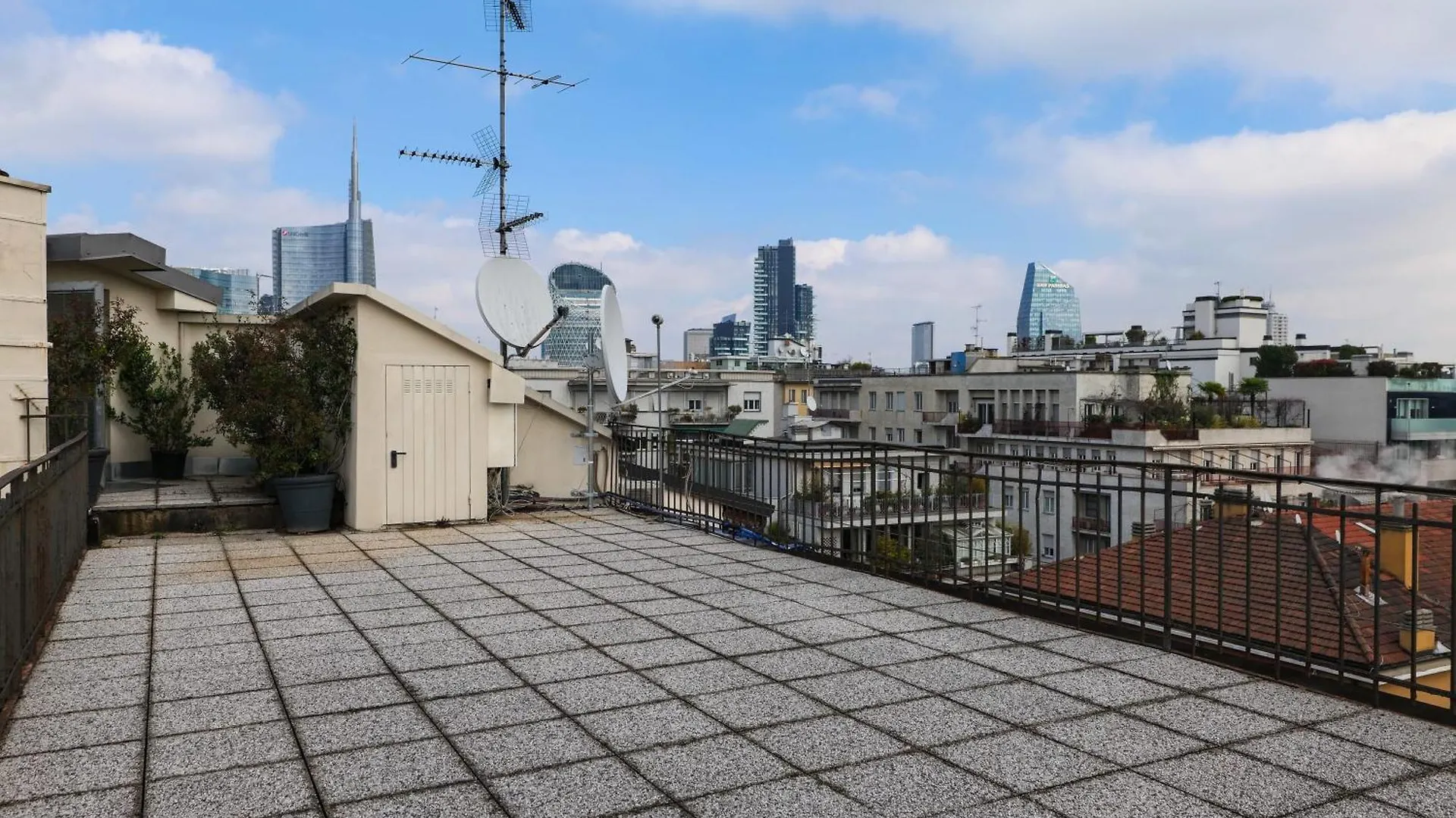 Luxury Penthouse With Rooftop Terrace Milán