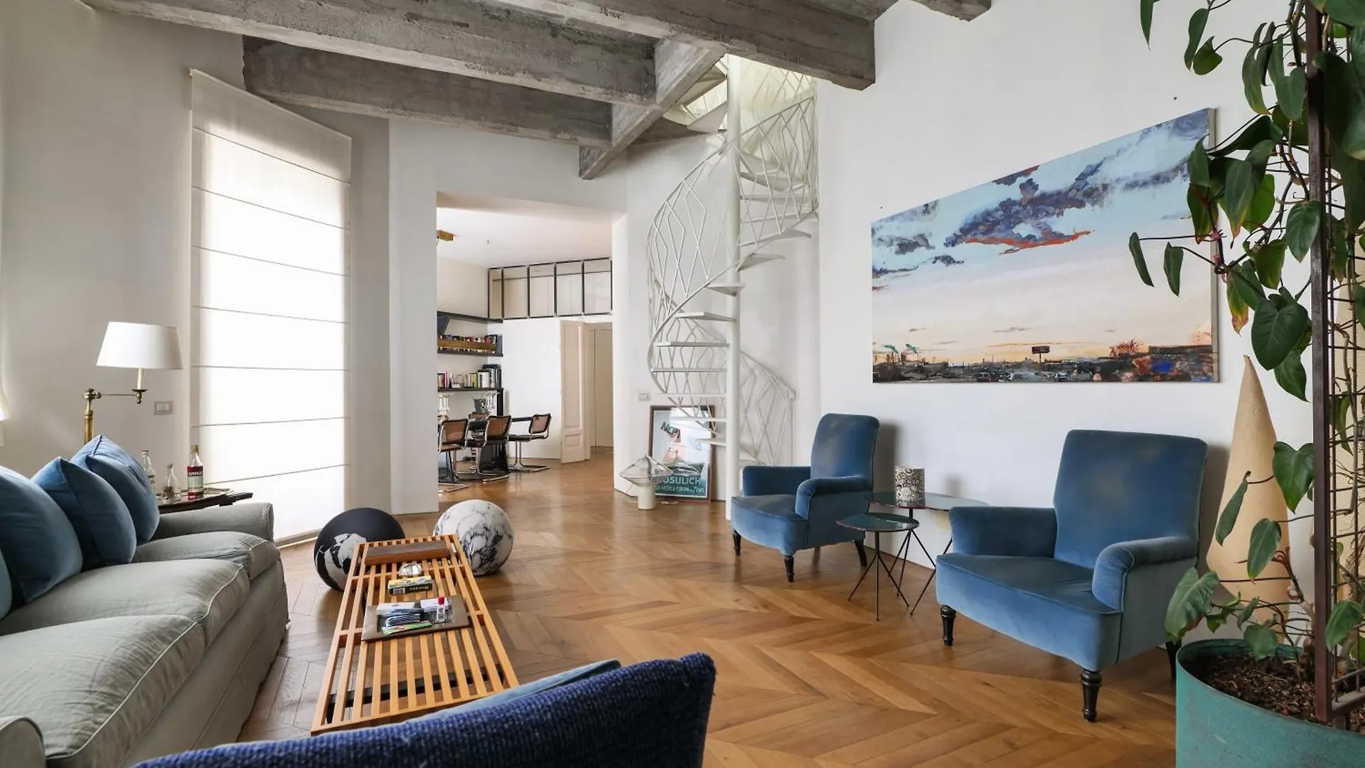 Luxury Penthouse With Rooftop Terrace Milan Italy